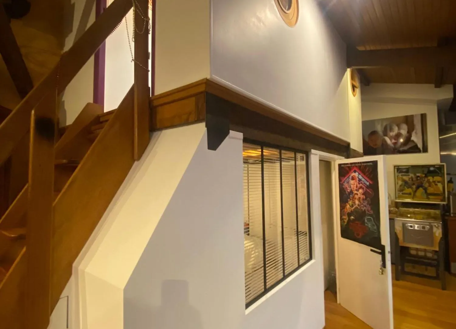 Loft Character With A View Of Court Appartement Parijs