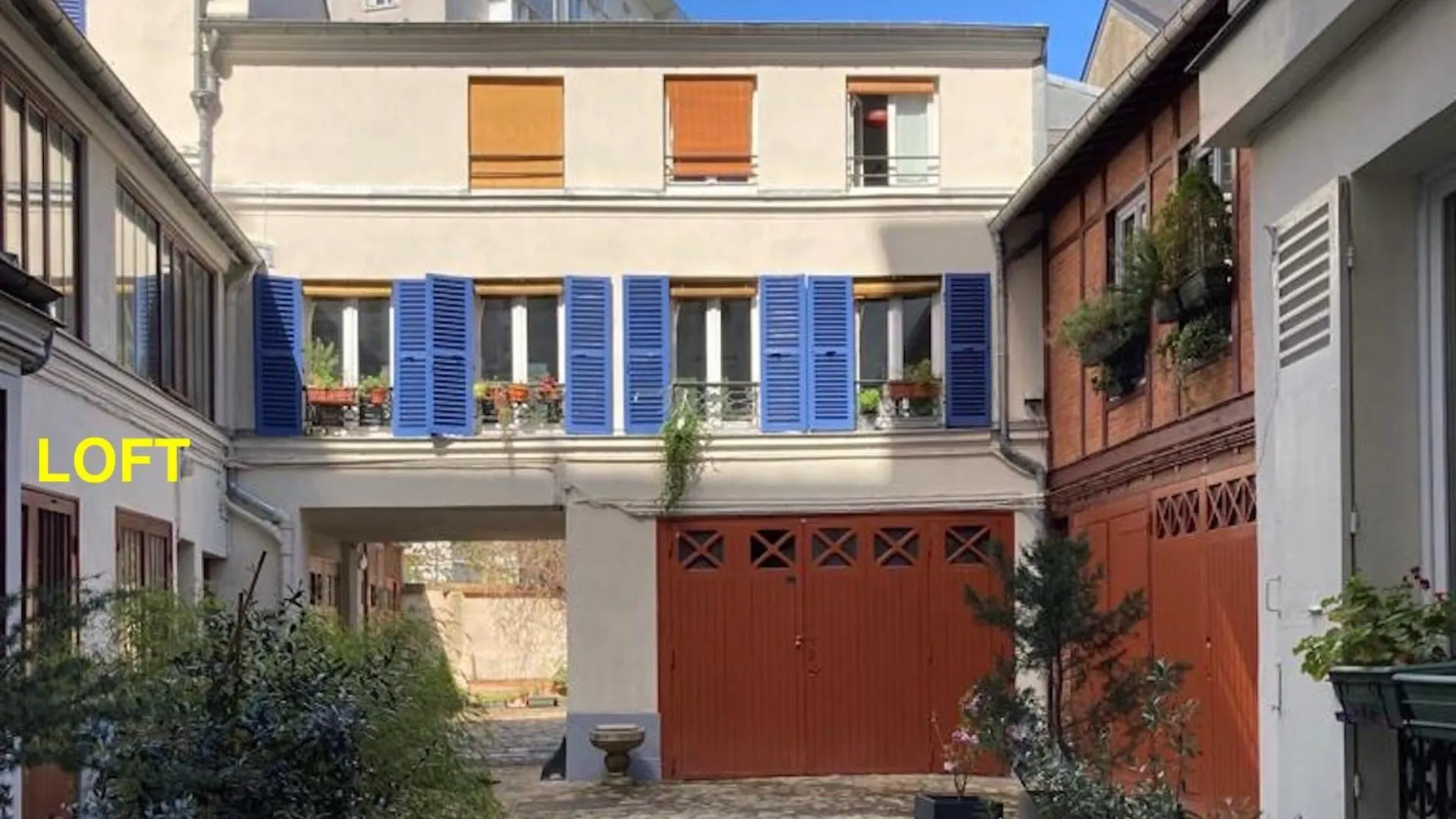 Appartamento Loft Character With A View Of Court Parigi