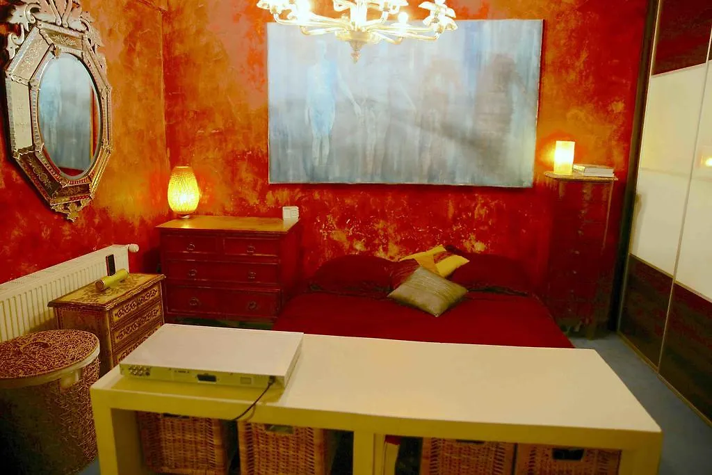 Loft Character With A View Of Court Apartment Paris